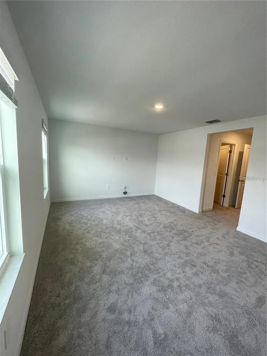 10199 TRUMPET HONEYSUCKLE WAY San Antonio, FL 33576