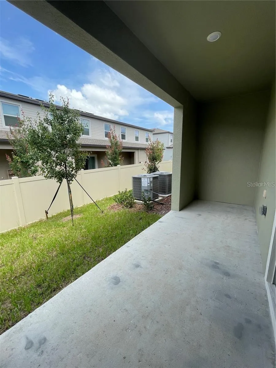 10199 TRUMPET HONEYSUCKLE WAY San Antonio, FL 33576