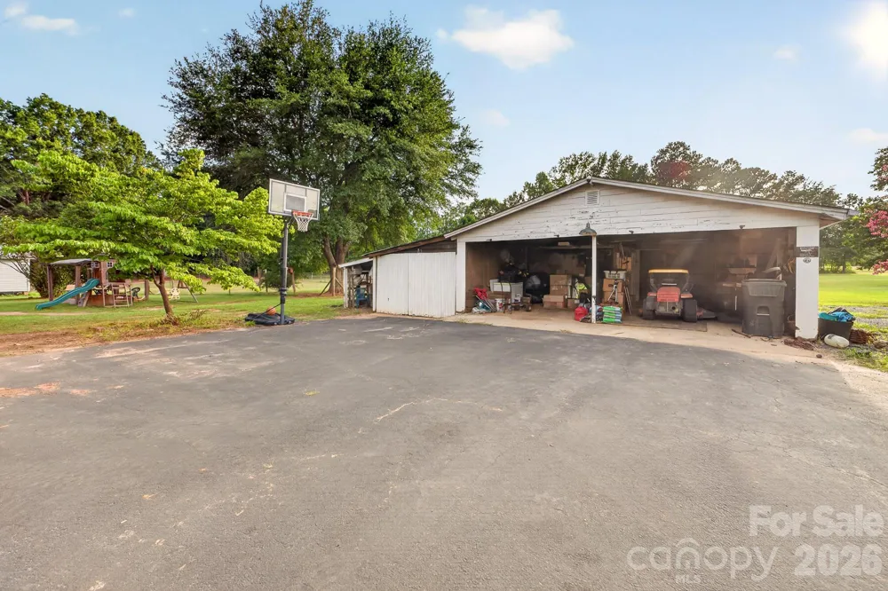 561 Shiloh Road York, SC 29745