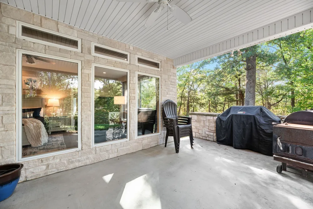 1473 County Road 2980 Windom, TX 75492