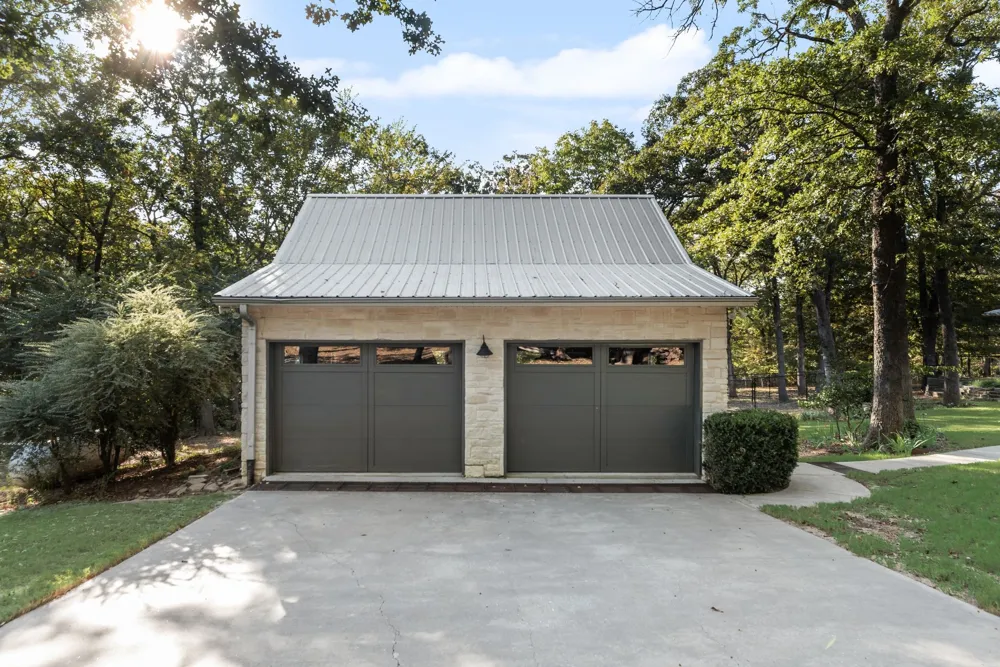 1473 County Road 2980 Windom, TX 75492