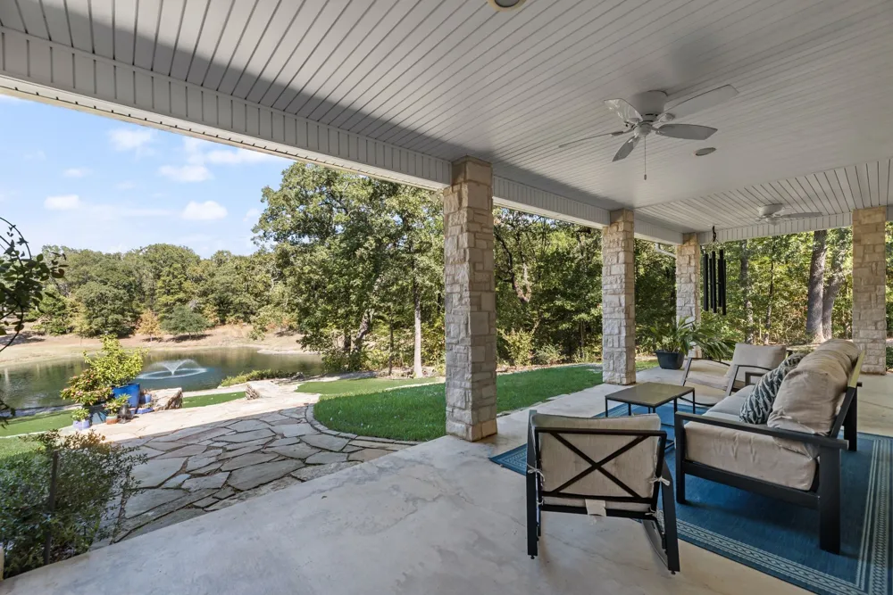 1473 County Road 2980 Windom, TX 75492