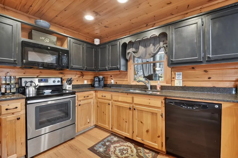 54 Channing Hollow Morganton, GA 30560