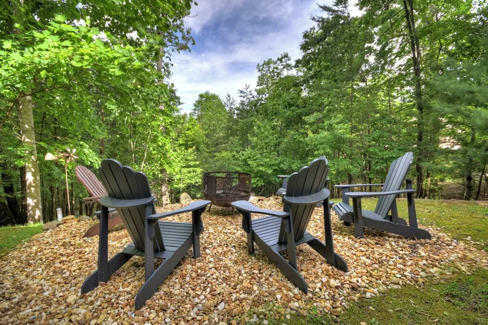 54 Channing Hollow Morganton, GA 30560