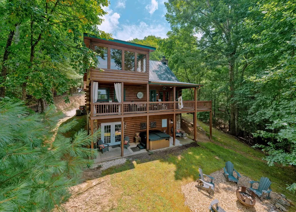 54 Channing Hollow Morganton, GA 30560