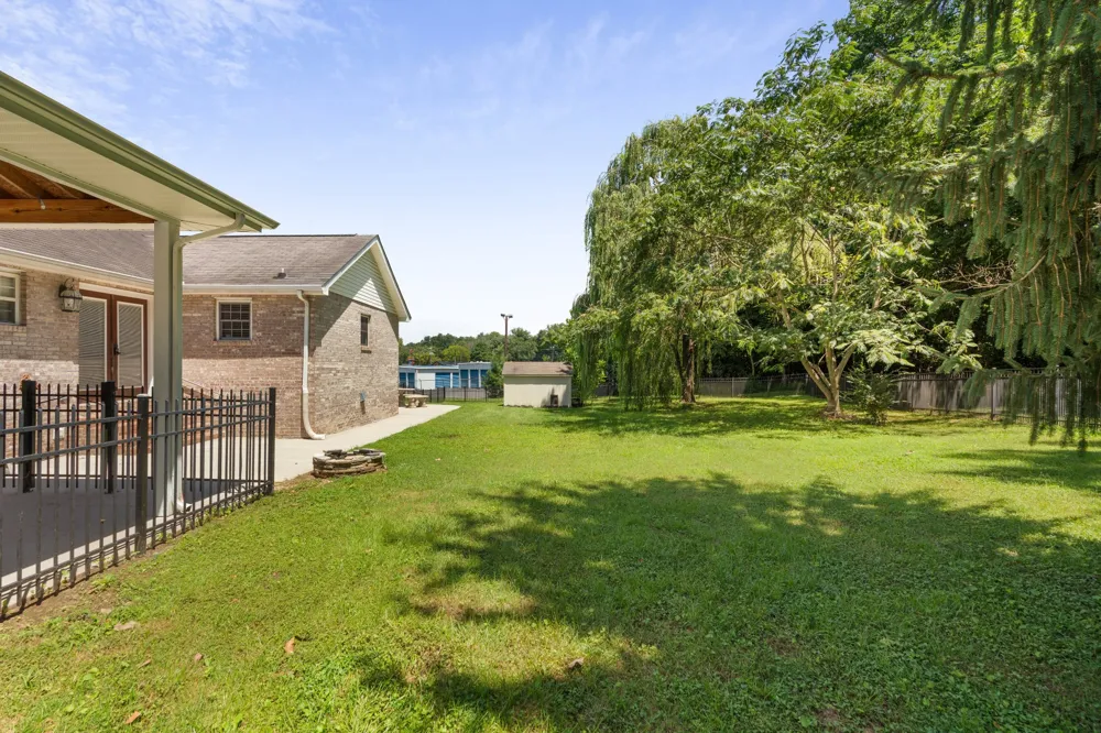 87 Hillcrest Rd Manchester, TN 37355