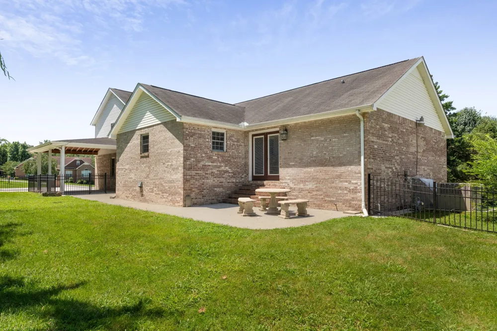 87 Hillcrest Rd Manchester, TN 37355