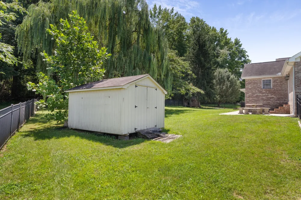 87 Hillcrest Rd Manchester, TN 37355