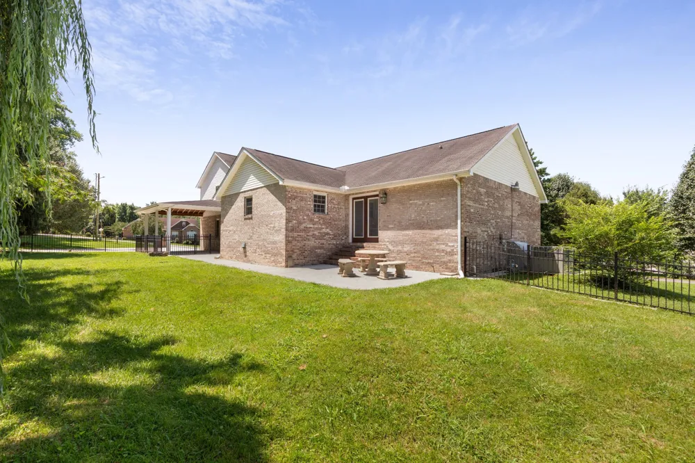87 Hillcrest Rd Manchester, TN 37355