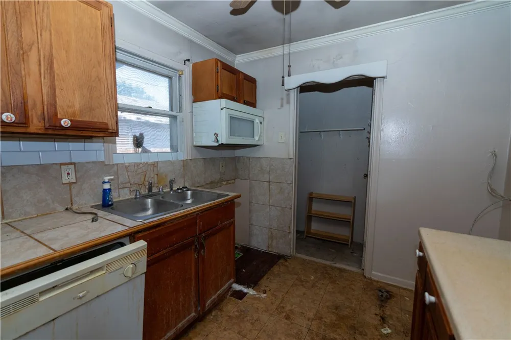 1524 ORMOND DRIVE Corpus Christi, TX 78415