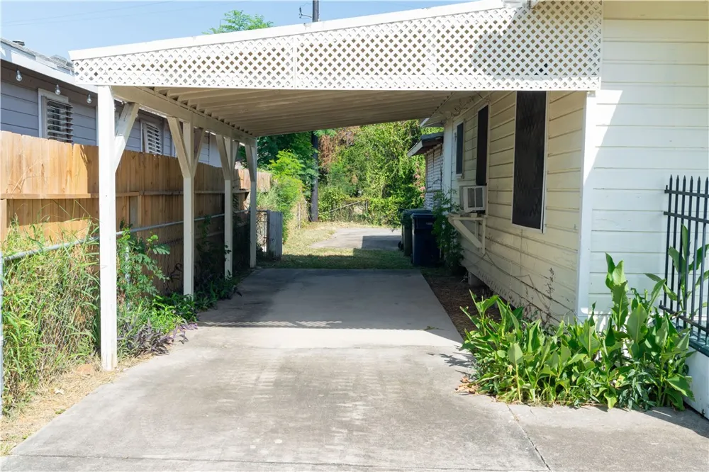 1524 ORMOND DRIVE Corpus Christi, TX 78415