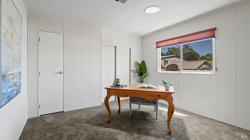 93 Kilarney Lane Santa Rosa, CA 95403