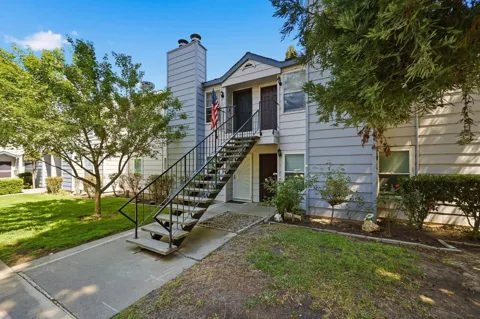8260 Center Parkway ##94