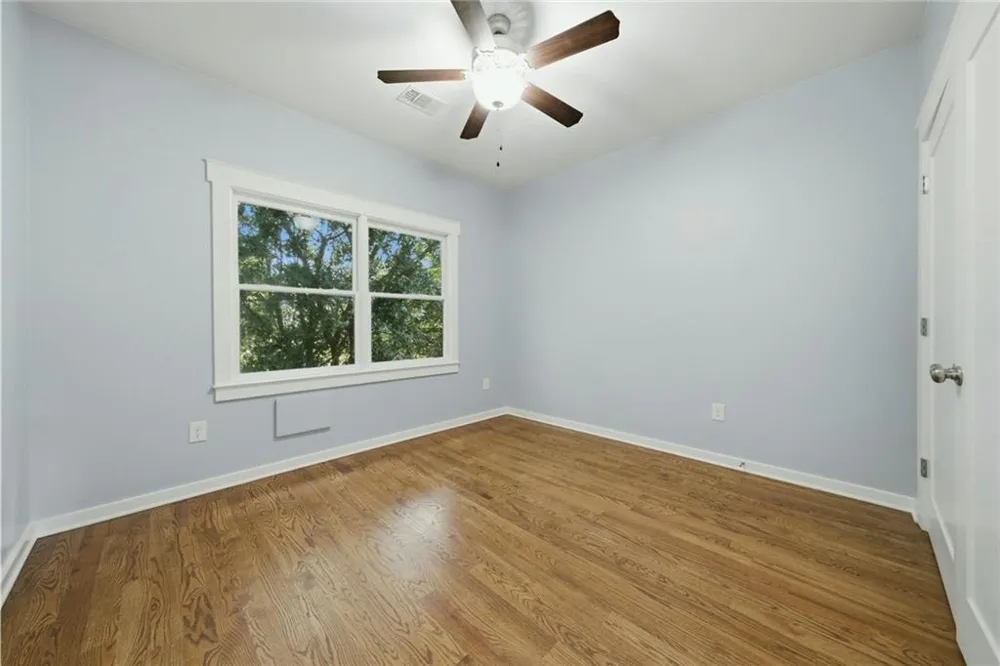 1303 Egan Way East Point, GA 30344