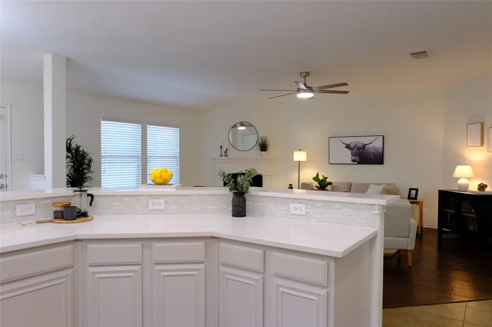 924 Lake Forest Trail Little Elm, TX 75068