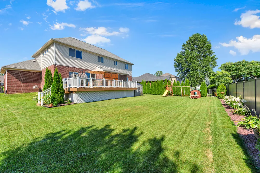 26574 Bronx Drive Chesterfield, MI 48051