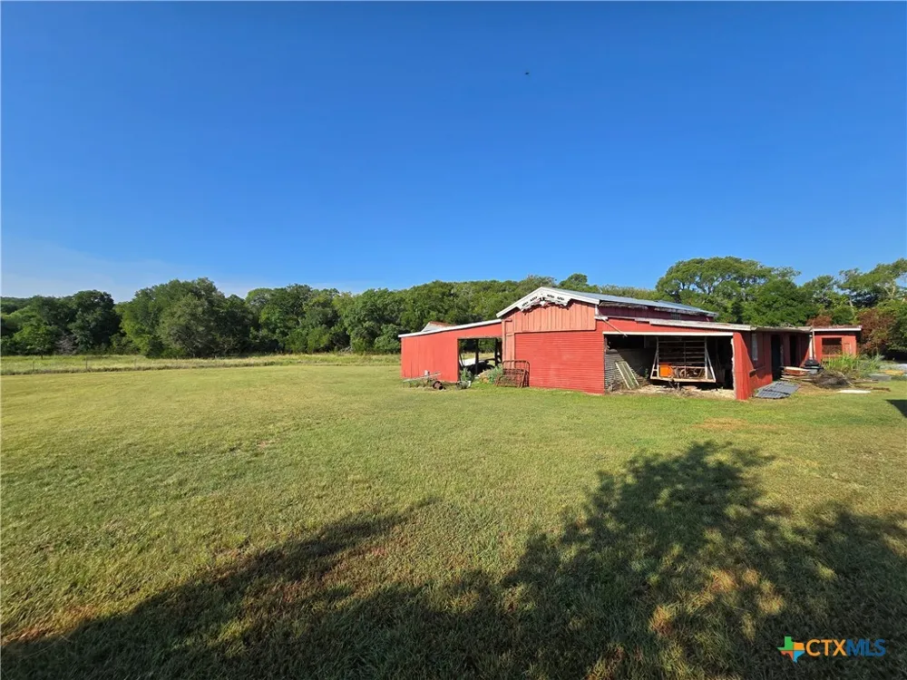 7980 E US Highway 84 Highway Gatesville, TX 76528