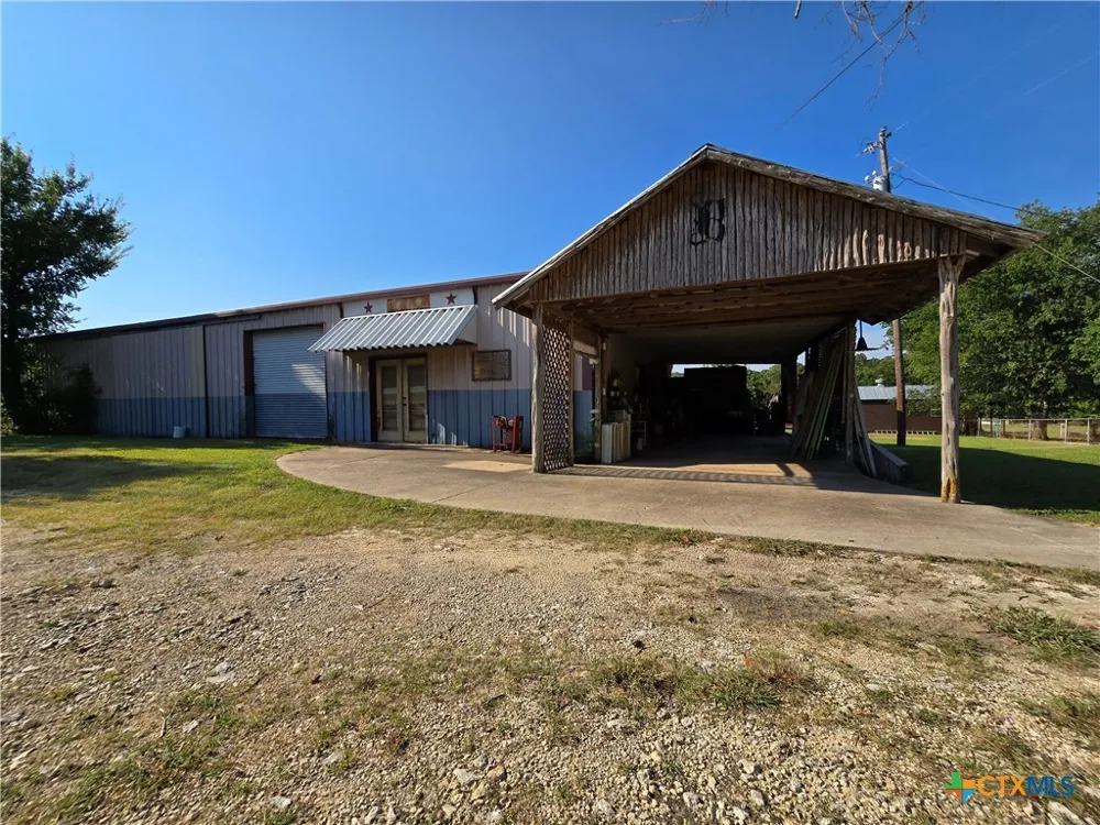7980 E US Highway 84 Highway Gatesville, TX 76528