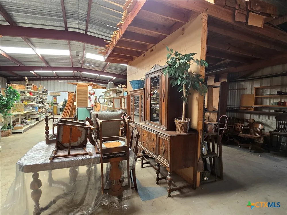 7980 E US Highway 84 Highway Gatesville, TX 76528