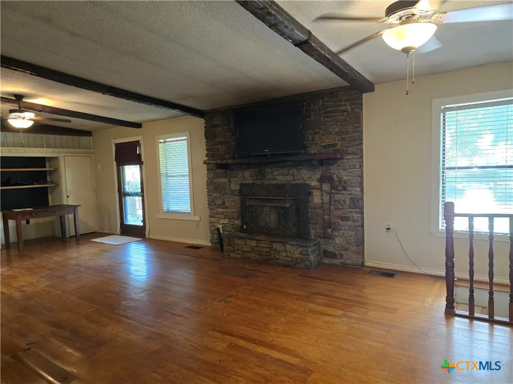 7980 E US Highway 84 Highway Gatesville, TX 76528
