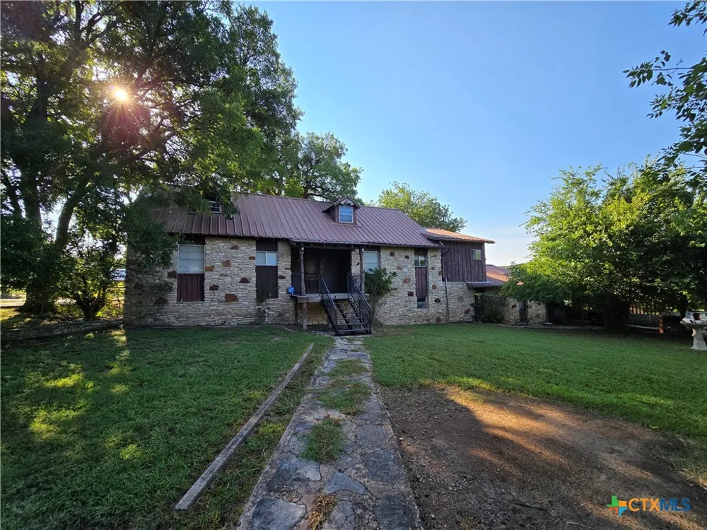 7980 E US Highway 84 Highway Gatesville, TX 76528