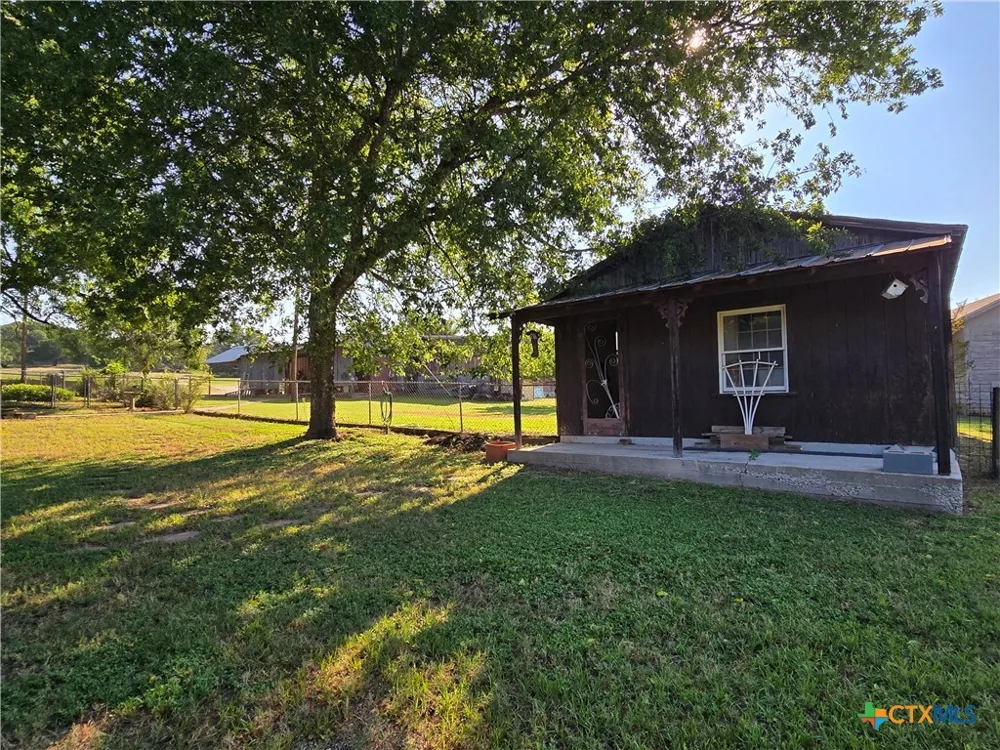 7980 E US Highway 84 Highway Gatesville, TX 76528
