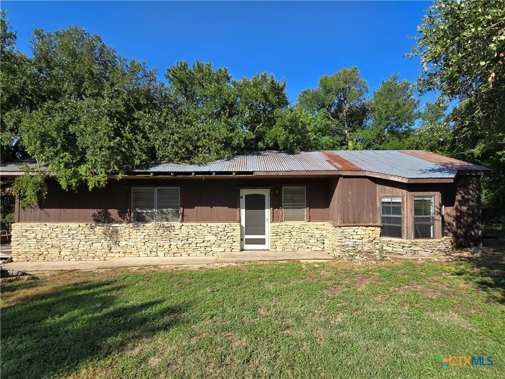 7980 E US Highway 84 Highway Gatesville, TX 76528