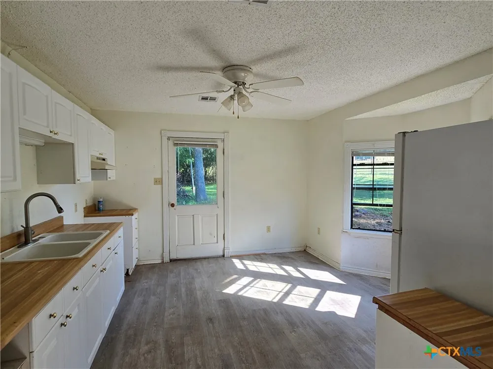 7980 E US Highway 84 Highway Gatesville, TX 76528