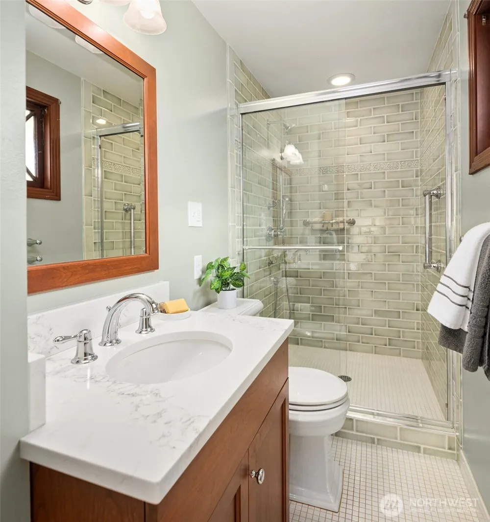2805 124th Place NE Bellevue, WA 98005