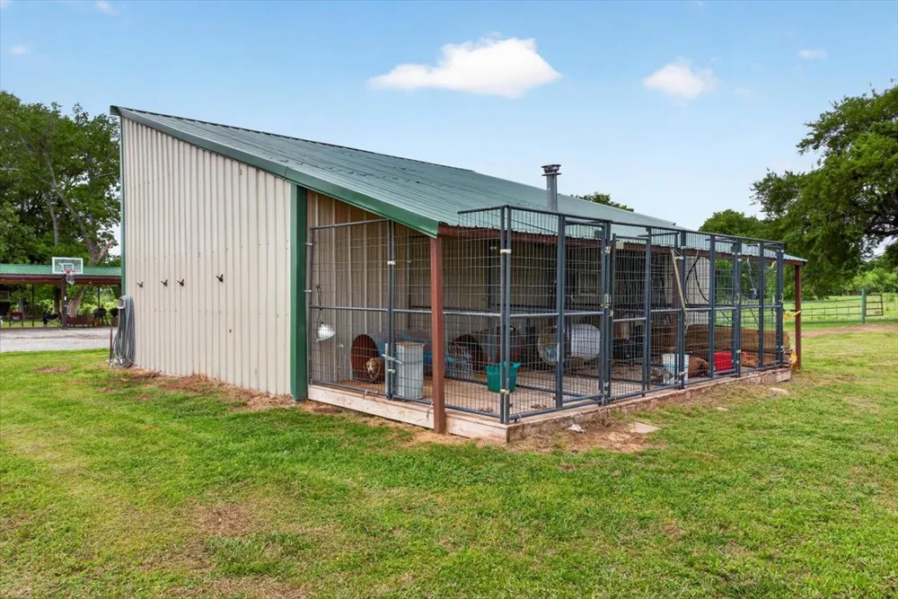 30253 W State Hwy 31 McCurtain, OK 74944