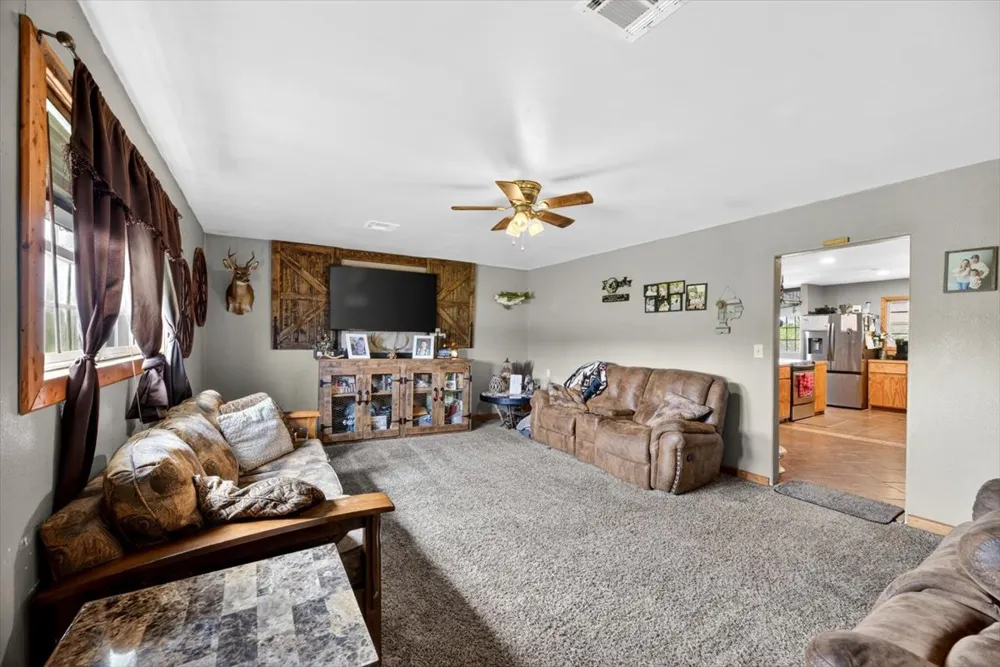 30253 W State Hwy 31 McCurtain, OK 74944