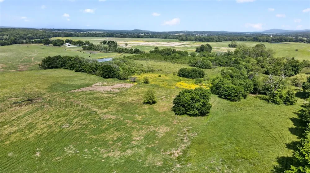 30253 W State Hwy 31 McCurtain, OK 74944
