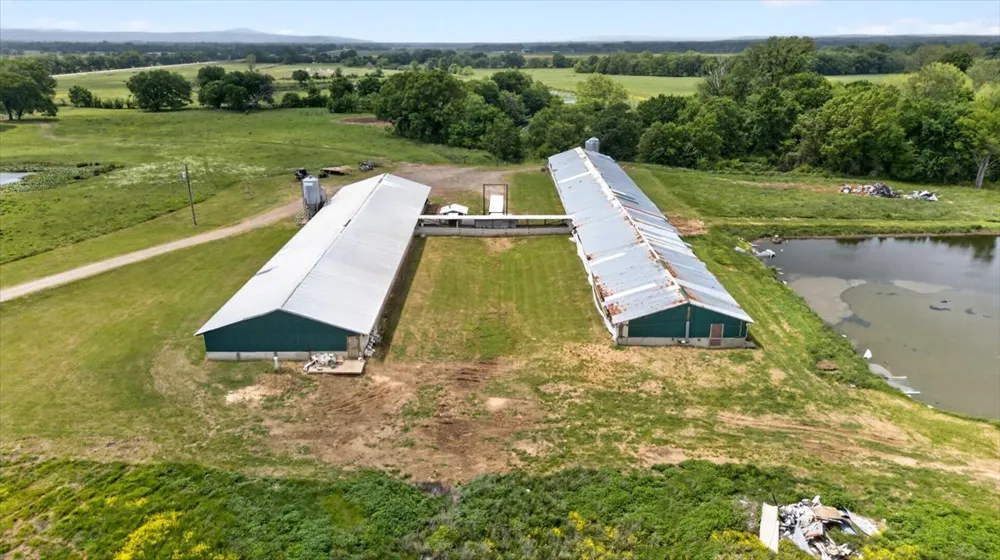 30253 W State Hwy 31 McCurtain, OK 74944