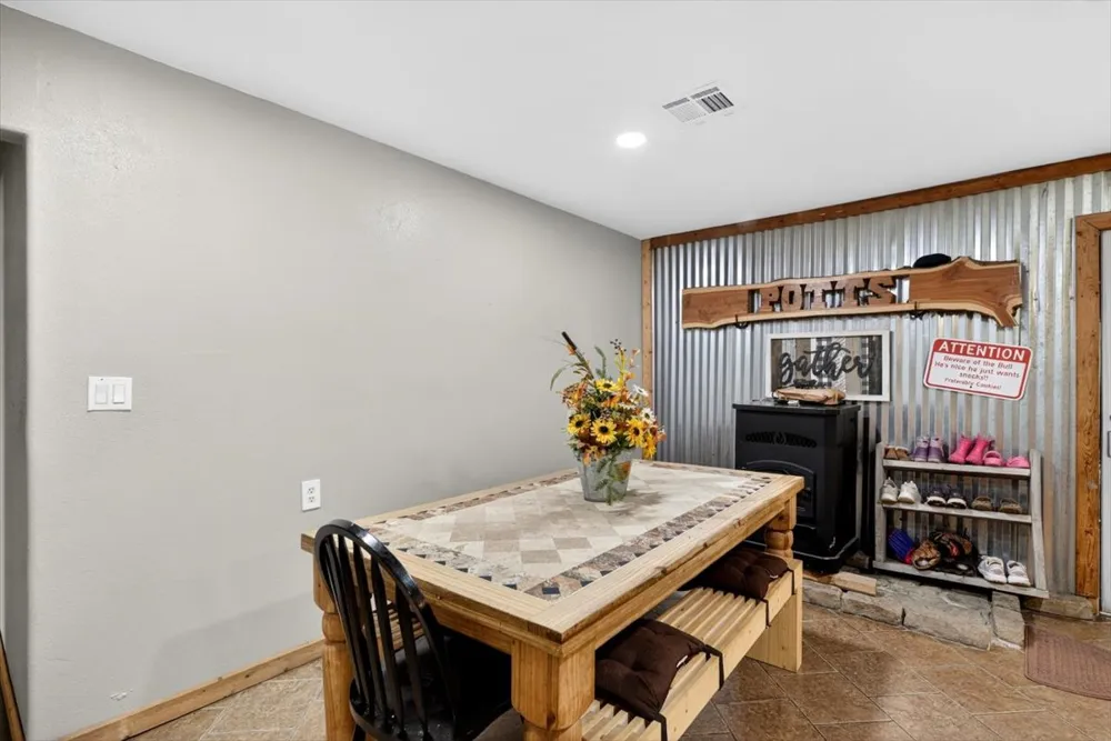 30253 W State Hwy 31 McCurtain, OK 74944