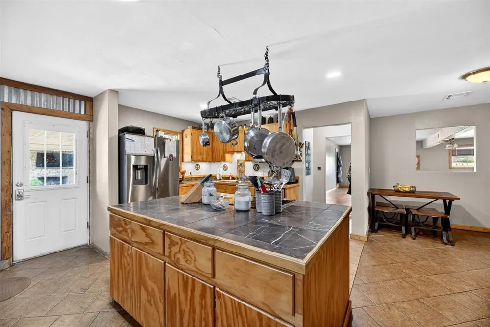 30253 W State Hwy 31 McCurtain, OK 74944