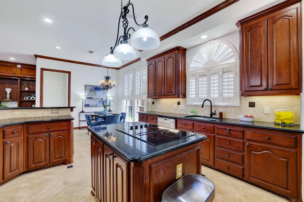 414 Downing Drive Coppell, TX 75019
