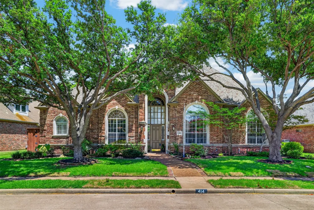 414 Downing Drive Coppell, TX 75019