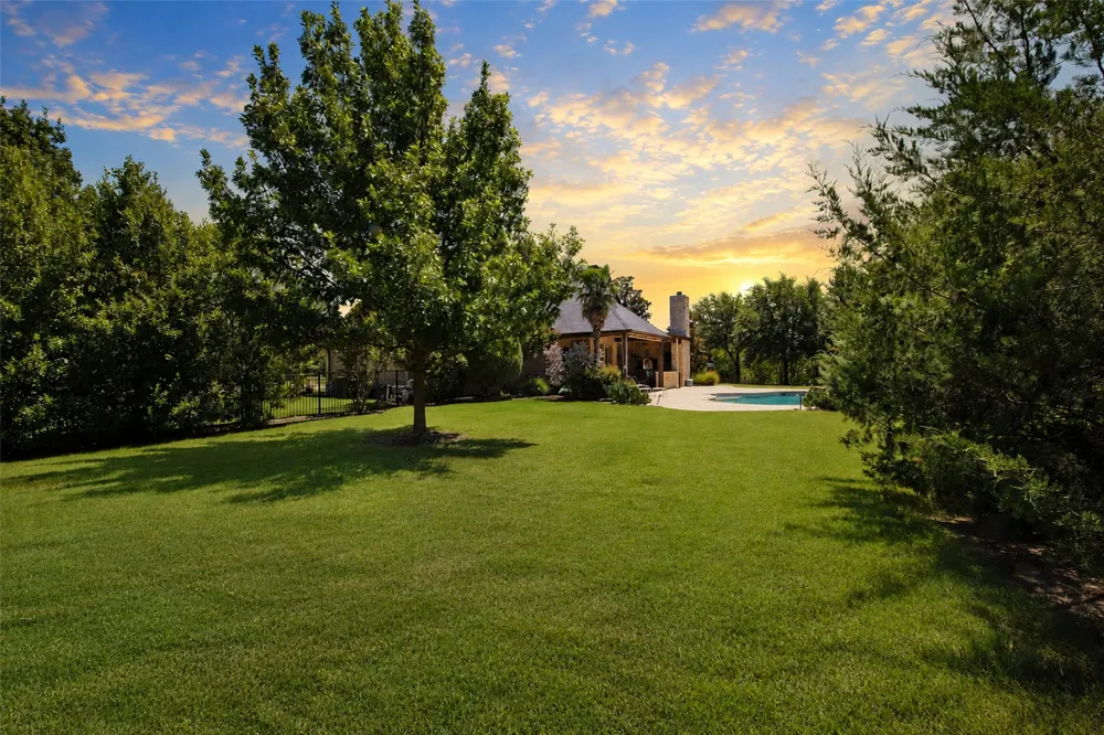 2 Westchester Court Heath, TX 75032