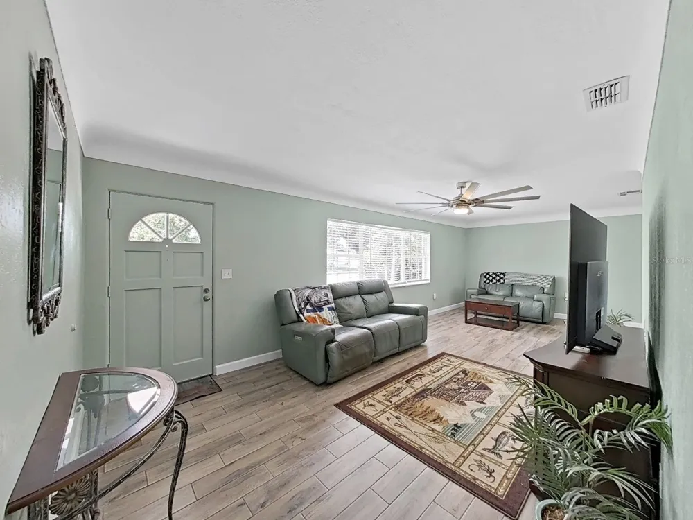 5931 49TH AVENUE St Petersburg, FL 33709