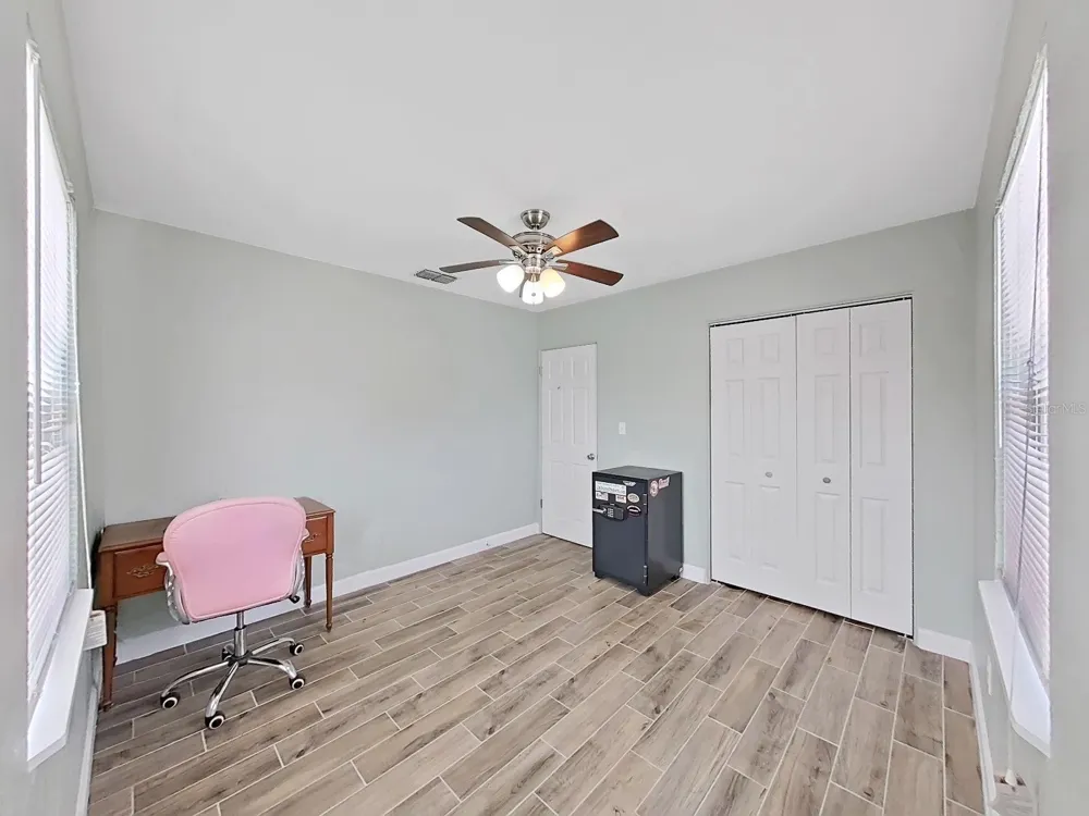 5931 49TH AVENUE St Petersburg, FL 33709