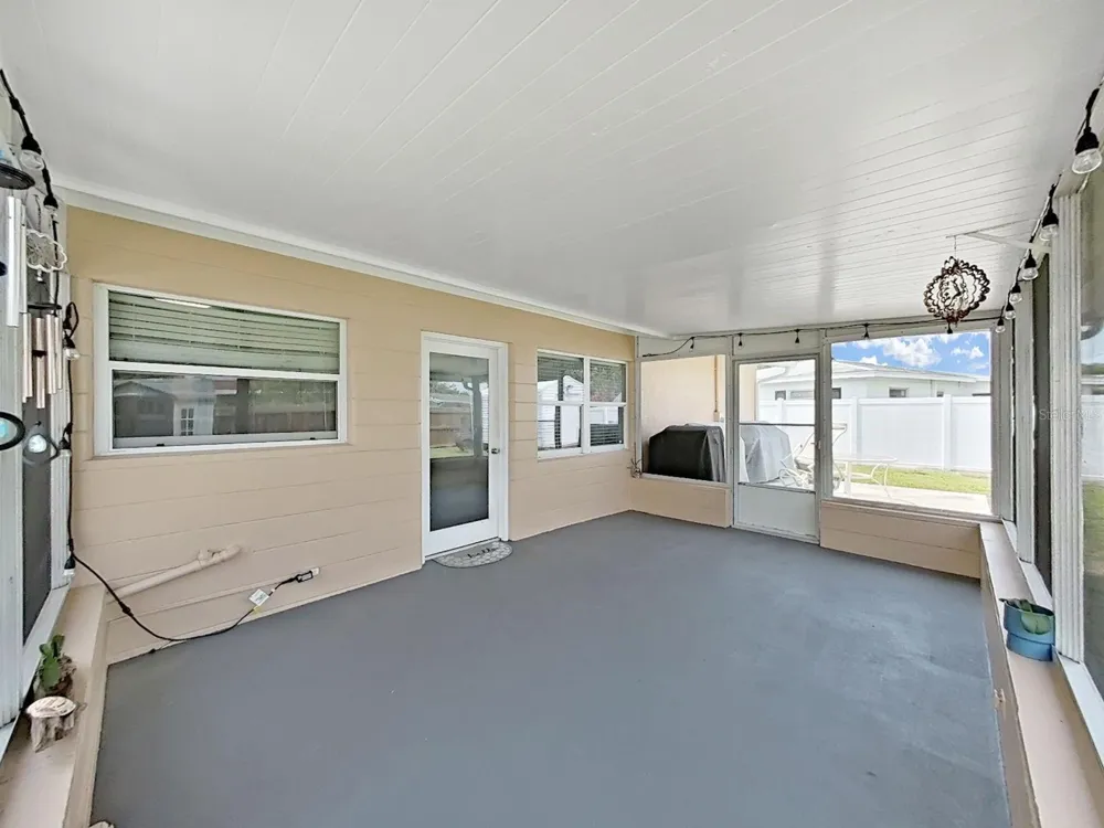 5931 49TH AVENUE St Petersburg, FL 33709