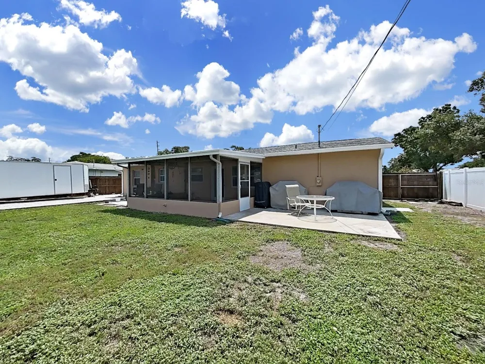 5931 49TH AVENUE St Petersburg, FL 33709