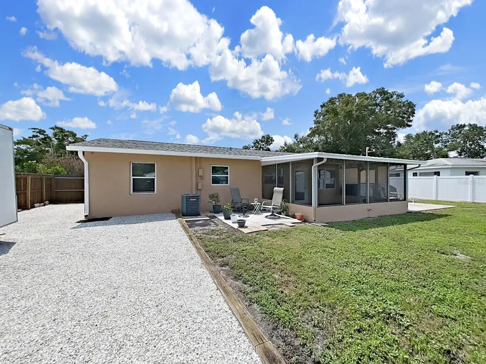 5931 49TH AVENUE St Petersburg, FL 33709