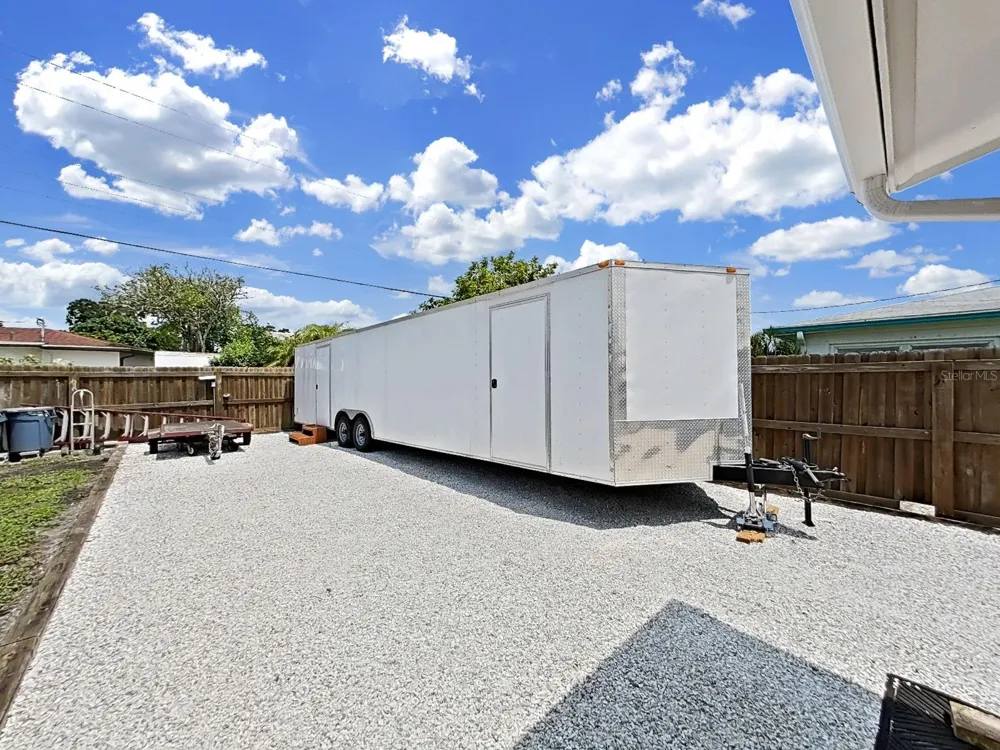 5931 49TH AVENUE St Petersburg, FL 33709