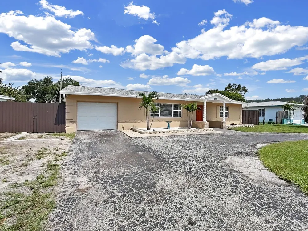 5931 49TH AVENUE St Petersburg, FL 33709