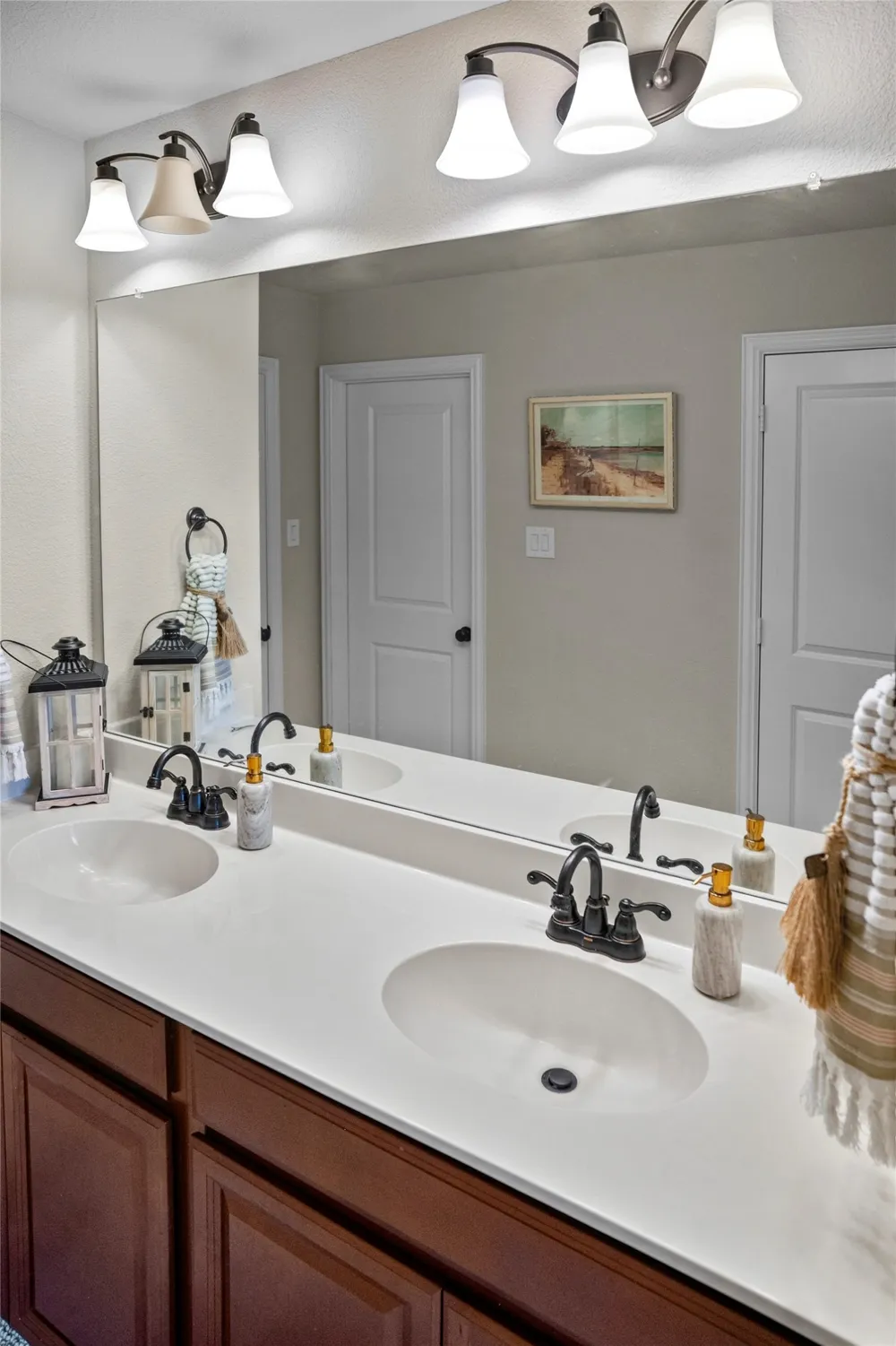 2201 Blue Harbor Way Garland, TX 75043