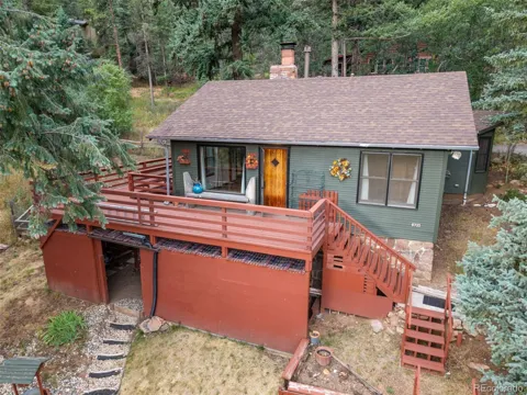 9735 Mountain Road