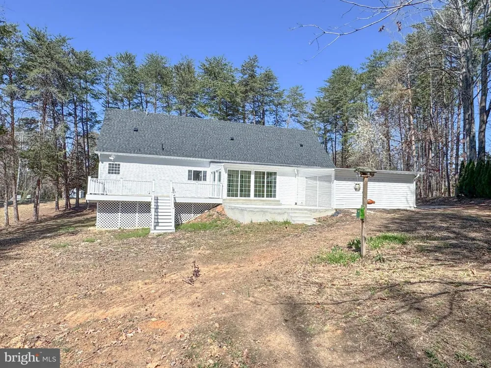 3631 BREAKNOCK ROAD Bumpass, VA 23024