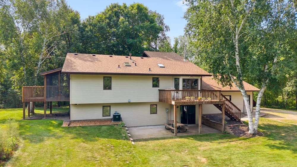 6241 141st Avenue NE Columbus, MN 55025