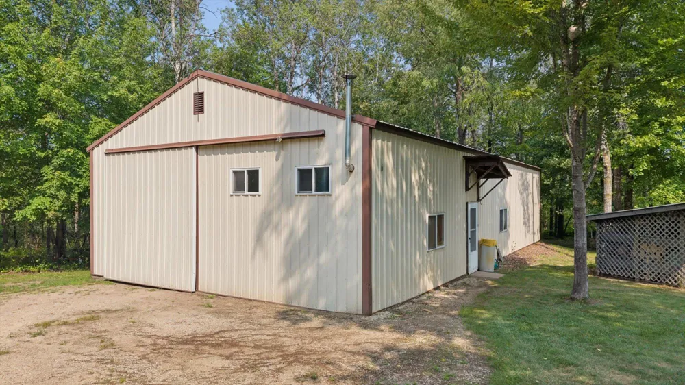 6241 141st Avenue NE Columbus, MN 55025